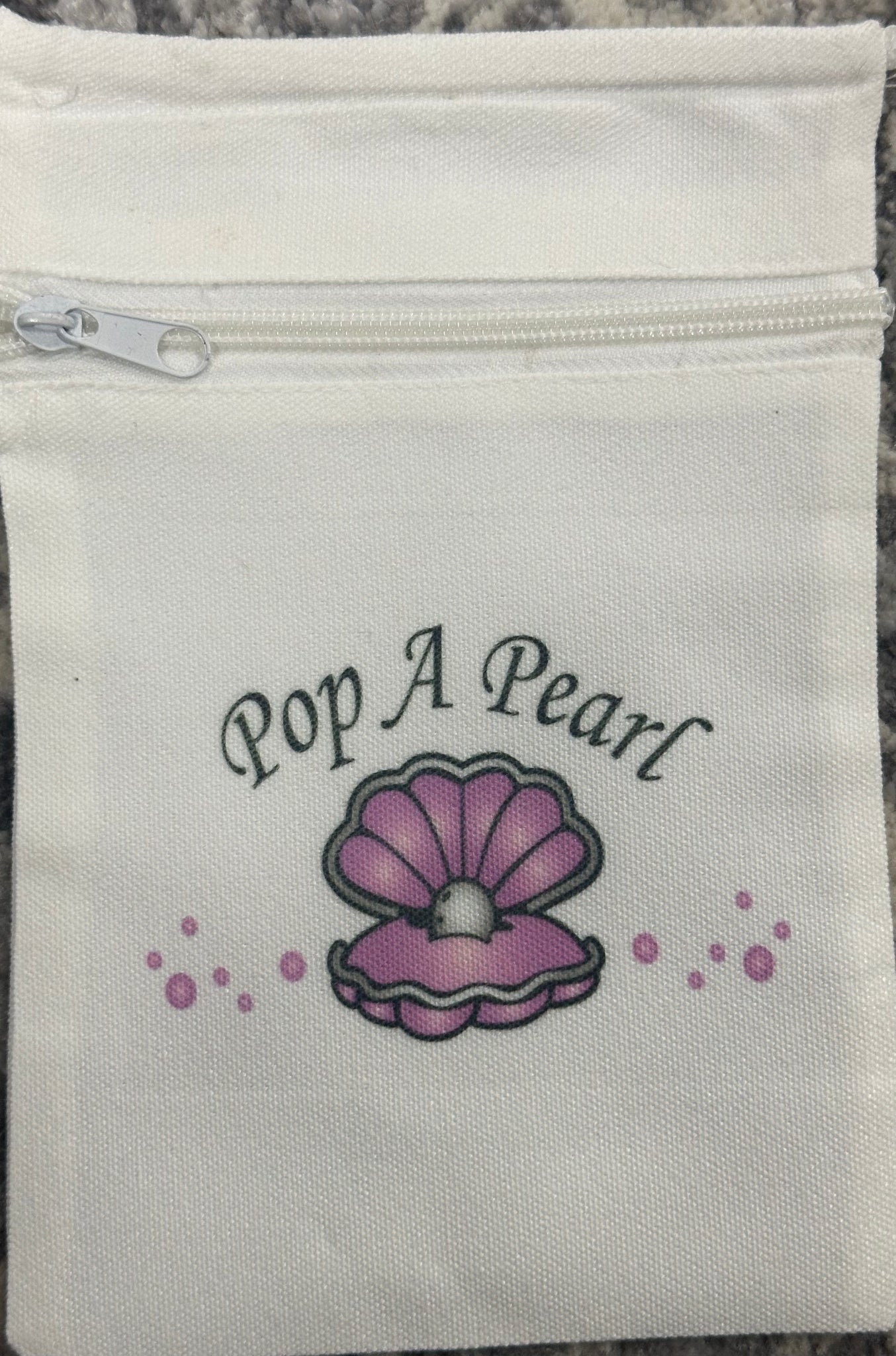 Pop A Pearl Small crossbody bag