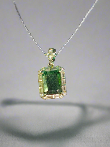 Emerald SS Pendant