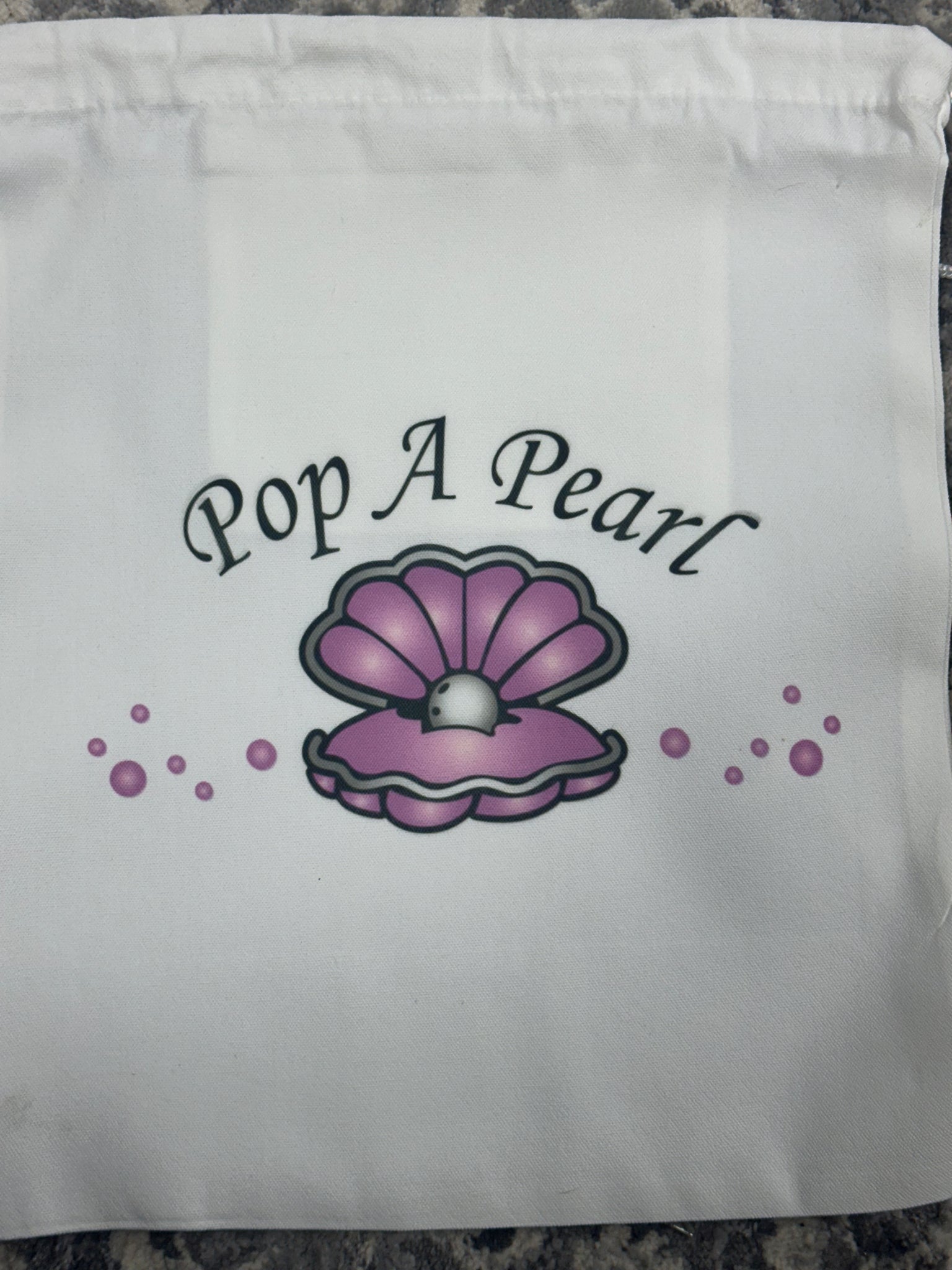 POP A PEARL LARGE DRAWSTRING BACK PACK