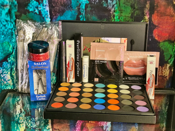 Mini Makeup Surprise